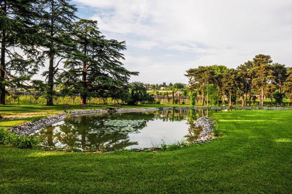 Belvivere Suites Sona Buitenkant foto